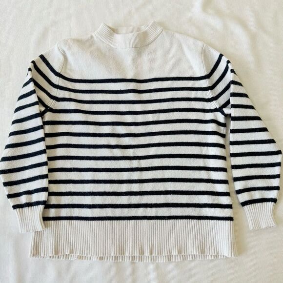 Zara Girls Sweater Top Longsleeve Striped Knit White Navy Casual Size 11-12 - Picture 1 of 3
